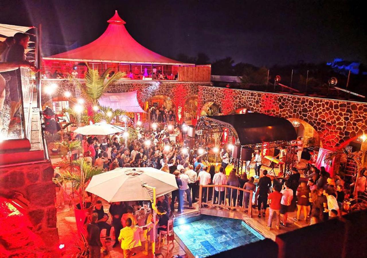 Hacienda Plaza Pereybere Beach Exterior foto