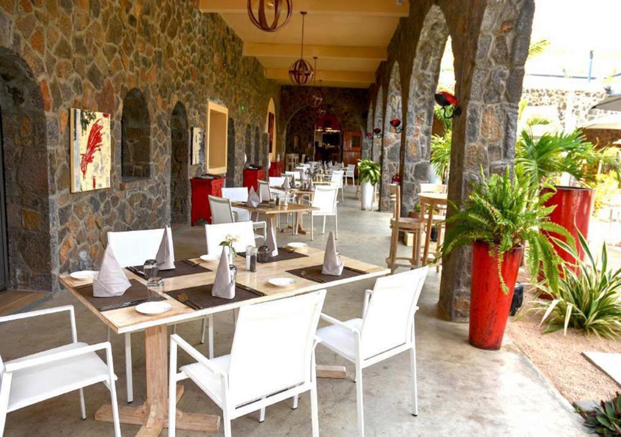 Hacienda Plaza Pereybere Beach Exterior foto